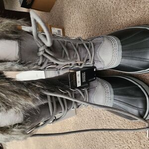 Sorel Women's Gray Joan Of Arctic Winter Boots